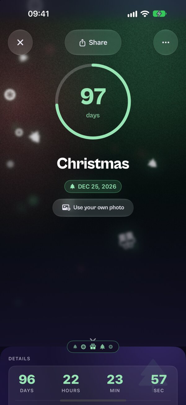 A Kounts holiday countdown in its own theme, with decorations drifting over the ring